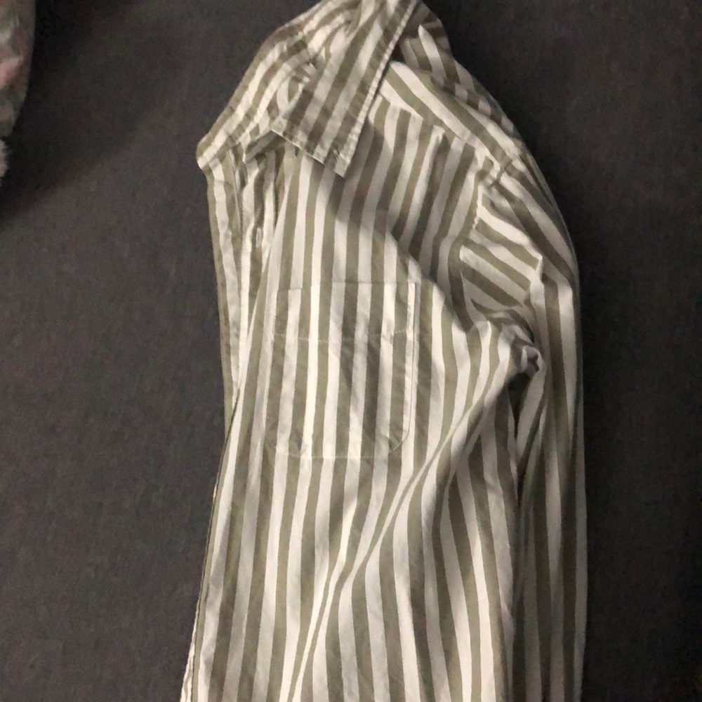 American eagle button up shirt